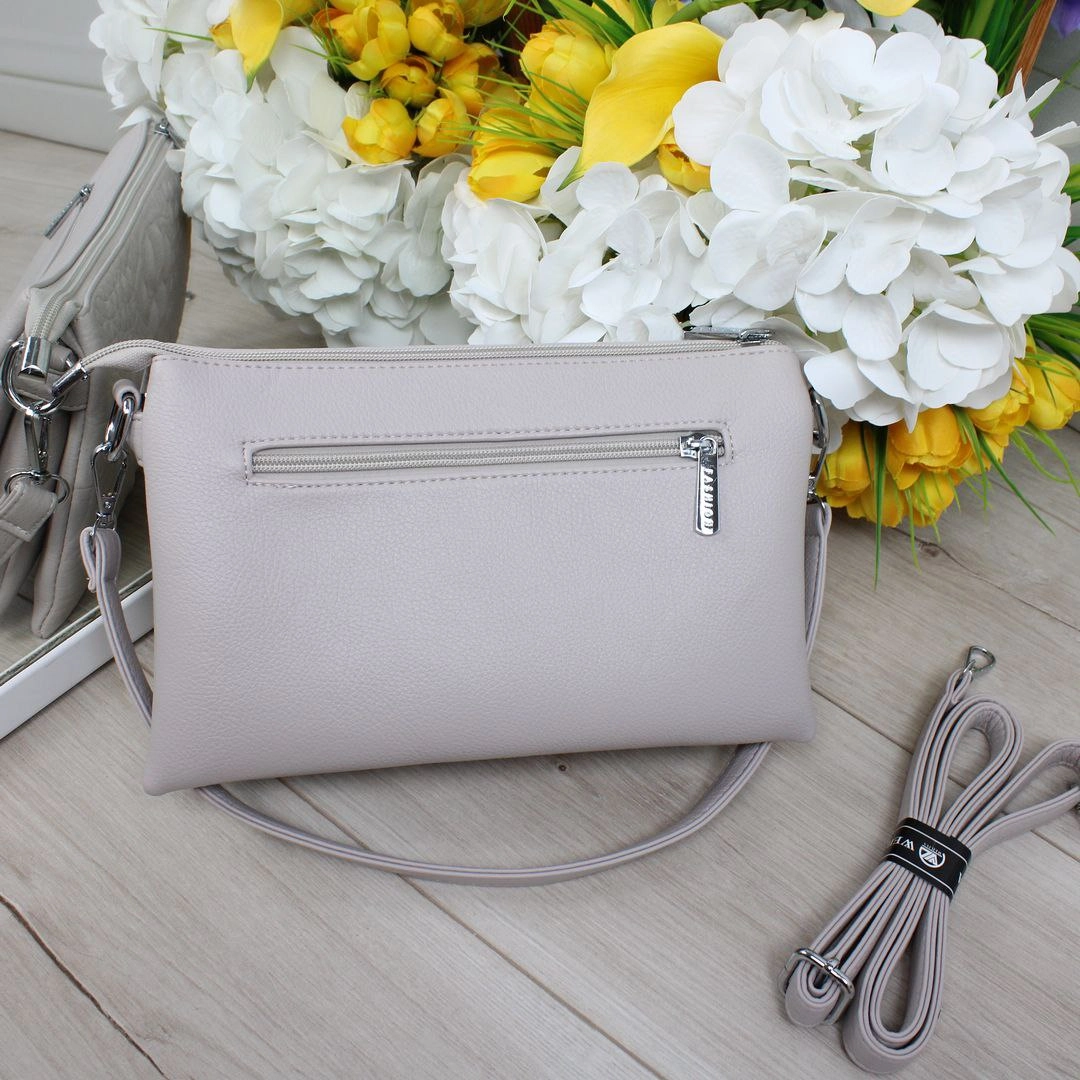 Жіноча сіро-лілова сумка-кросбоді для подорожей – містка, з регульованими ремінцями